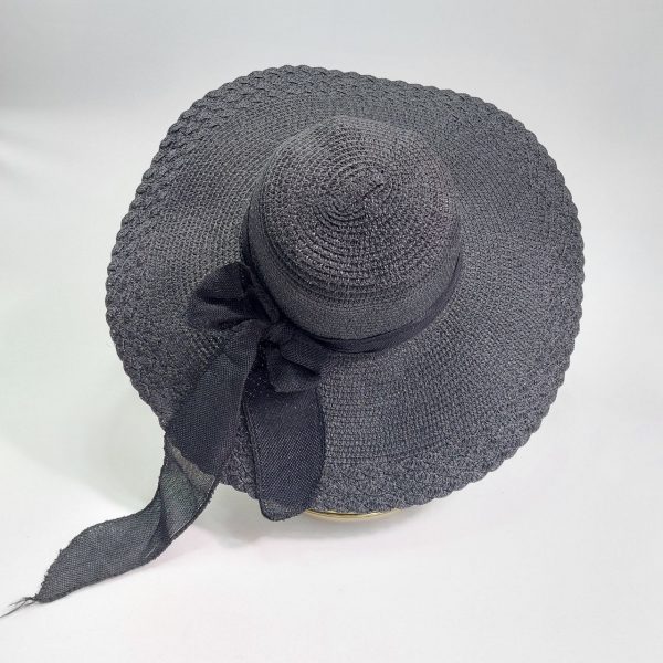 کلاه بافت مشکی طرح گلدوزی (KLT-T1808)