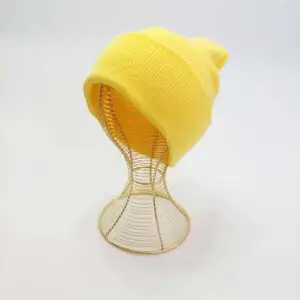 کلاه بافت رنگی ساده عمده (KLT-O202)