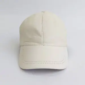 کلاه بیسبالی سفید چرم اصلی