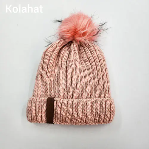 کلاه بافت رنگی پوم دار مارک چرمی (KLT-T3322)