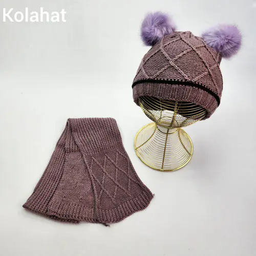 کلاه و شال گردن دخترانه دو پوم (KLT-T3319)